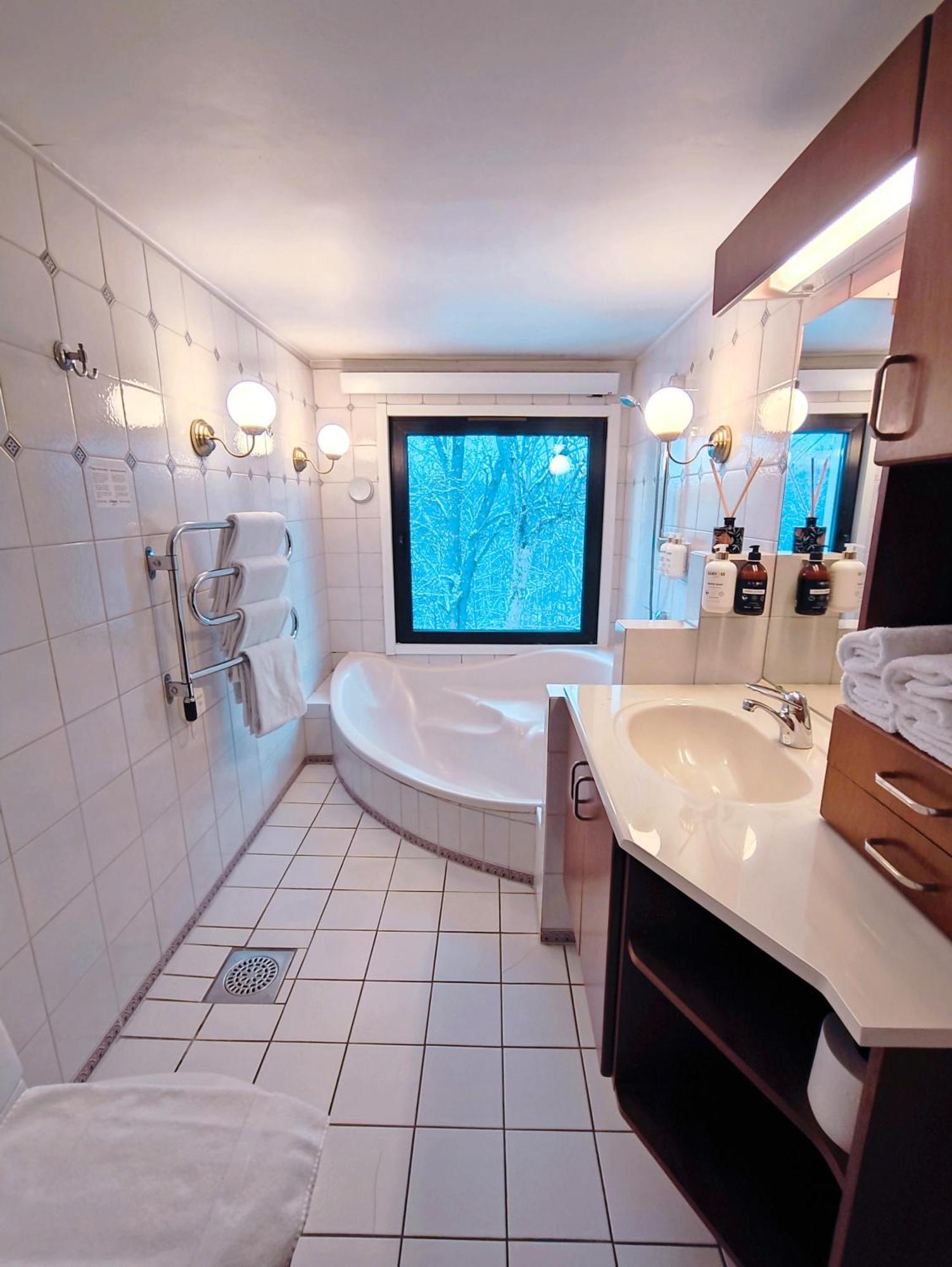 Hallstahammar Asby Hotell חדר תמונה